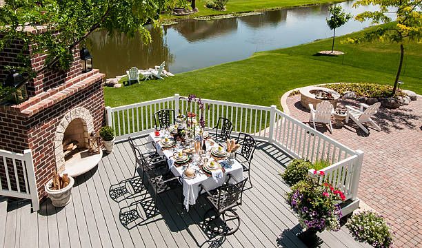 Creating Stunning Outdoor Spaces with Unique Deck Layouts for Modern Backyards